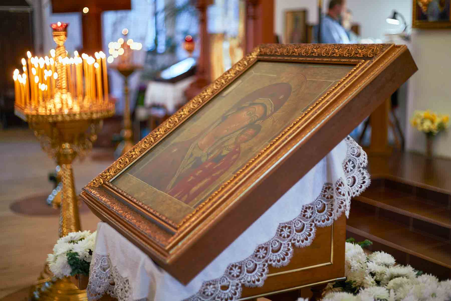 Всенощное бдение в преддверии праздника Казанской иконы Божией Матери